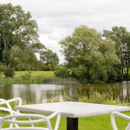 Kingfisher Hotel, Golf And Country Club Milton Keynes Dış mekan fotoğraf
