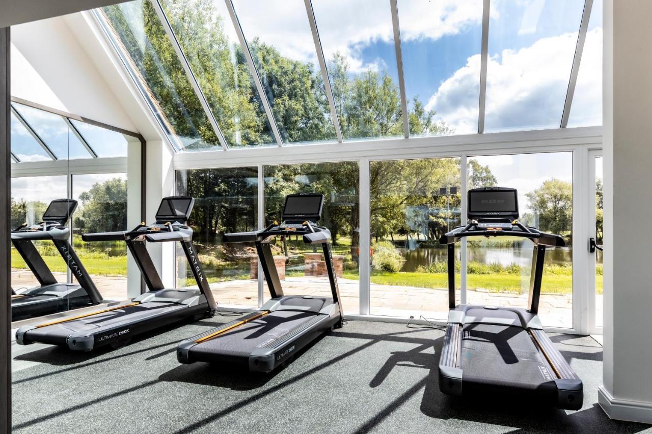 Kingfisher Hotel, Golf And Country Club Milton Keynes Dış mekan fotoğraf
