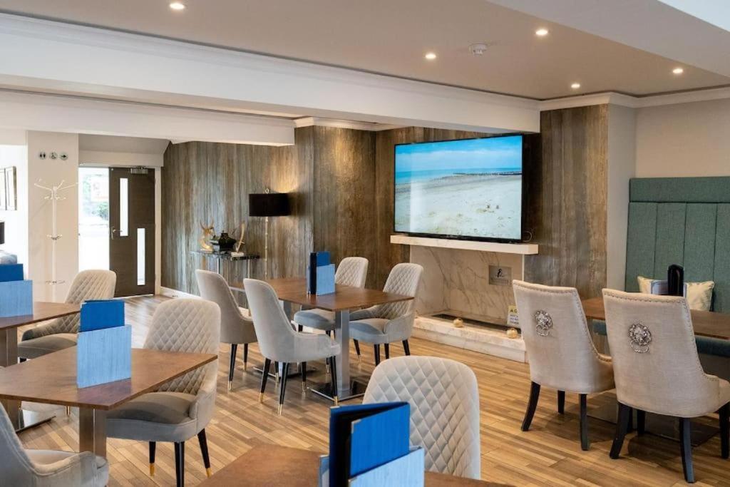 Kingfisher Hotel, Golf And Country Club Milton Keynes Dış mekan fotoğraf